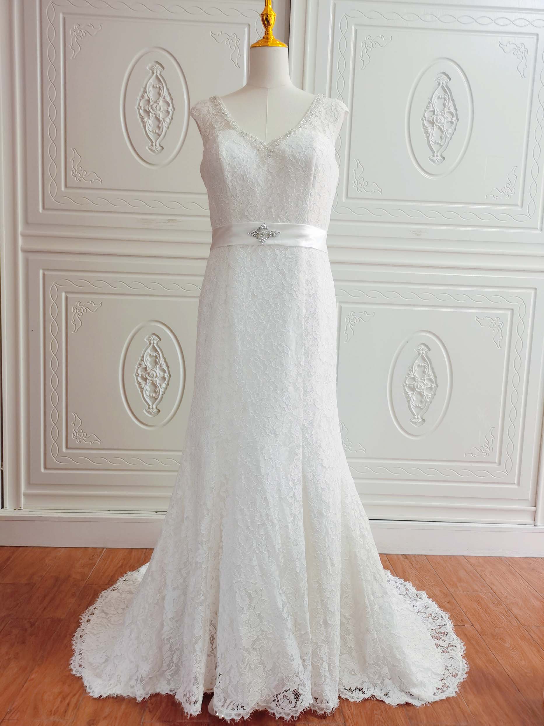 White Lace Mermaid Wedding Dress with Beaded Sweetheart Neckline and Court Train