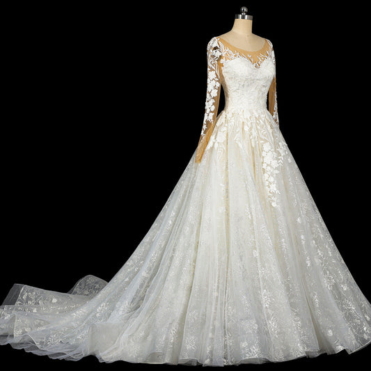 Luxury Wedding Dress with Long Sleeves and Lace Appliques