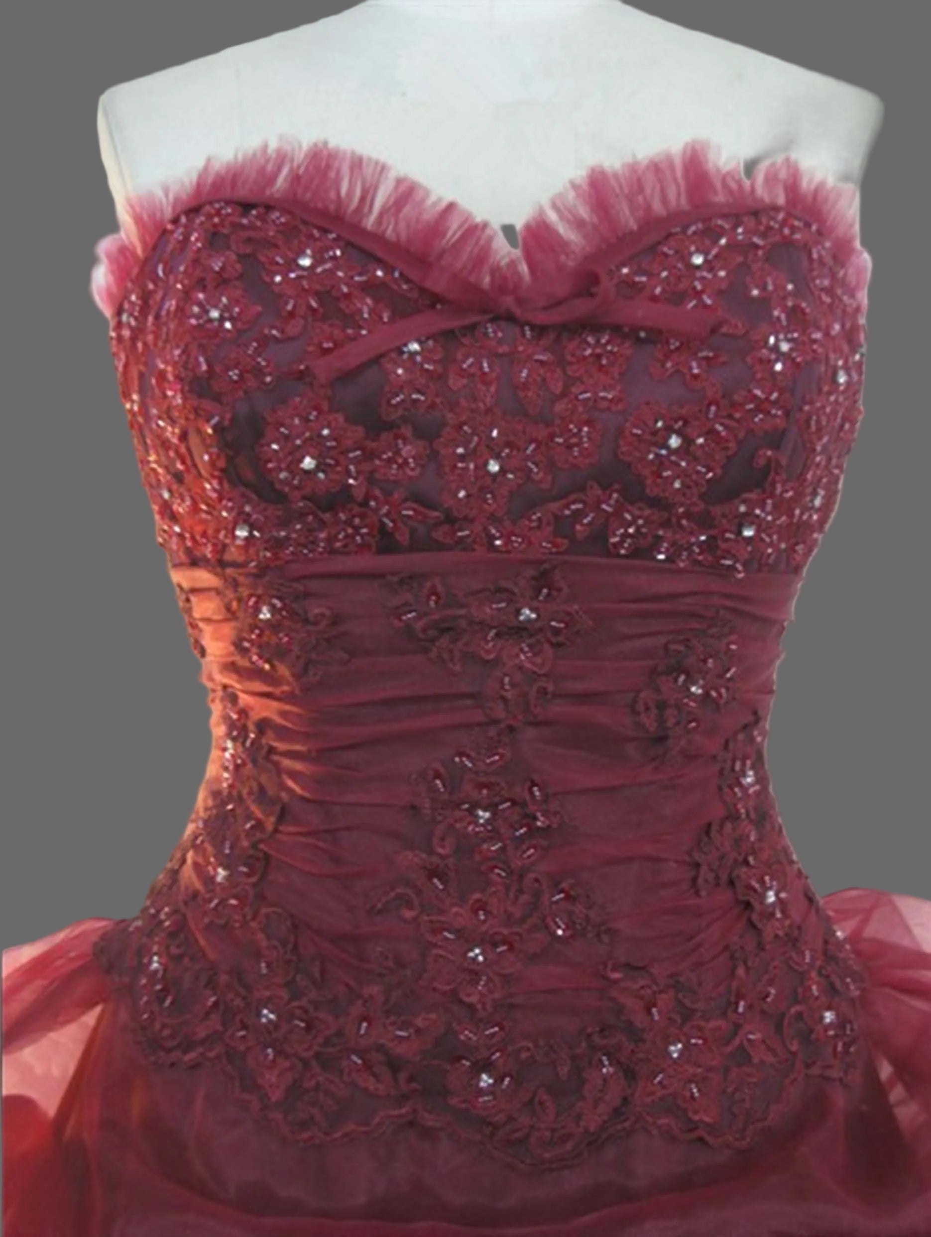 Burgundy Ball Gown Wedding Dress Strapless Sweetheart Lace Beaded Organza Pick-Up Bridal Gown with Chapel Train