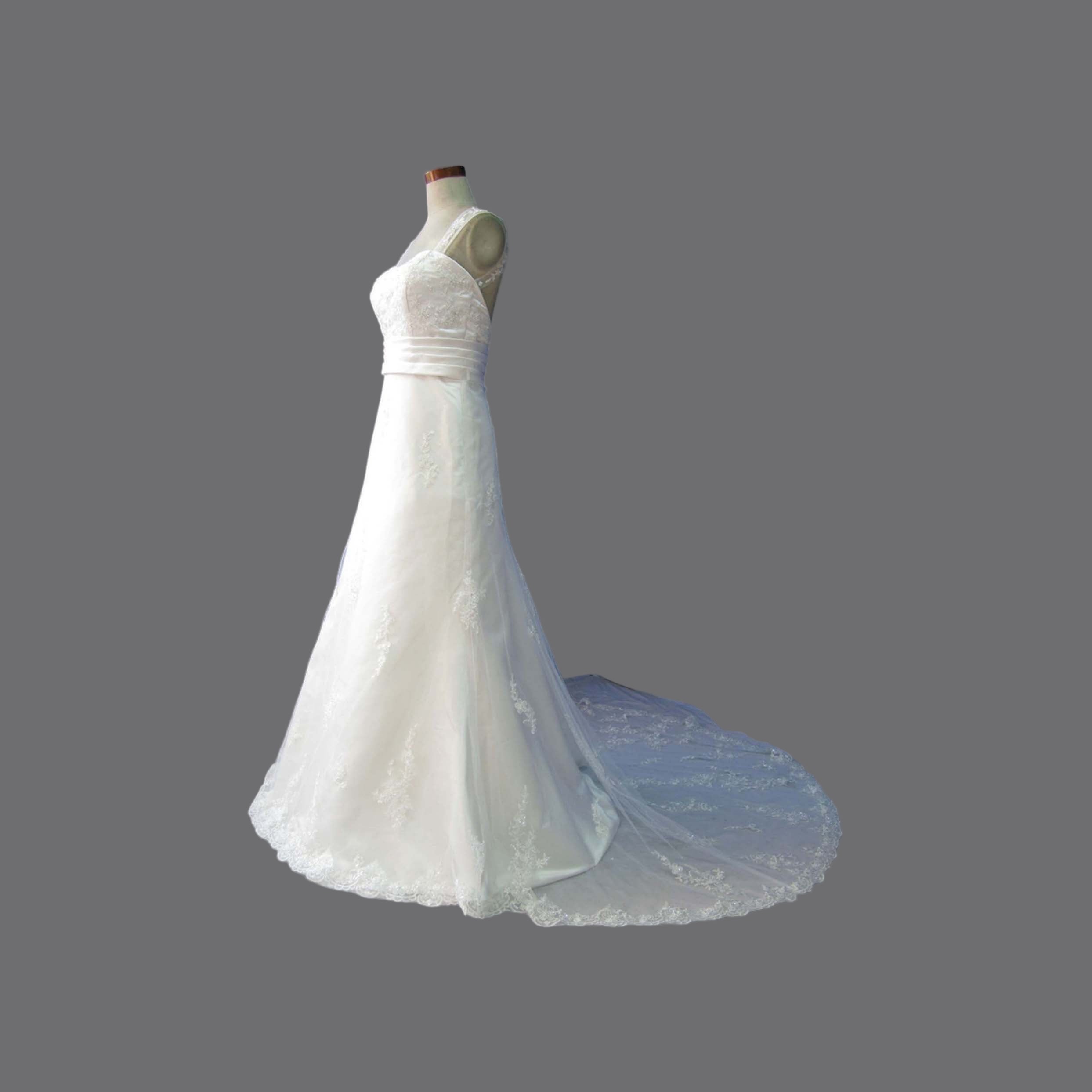 Elegant Sweetheart Neckline Satin with Lace Overlay Wedding Dresses