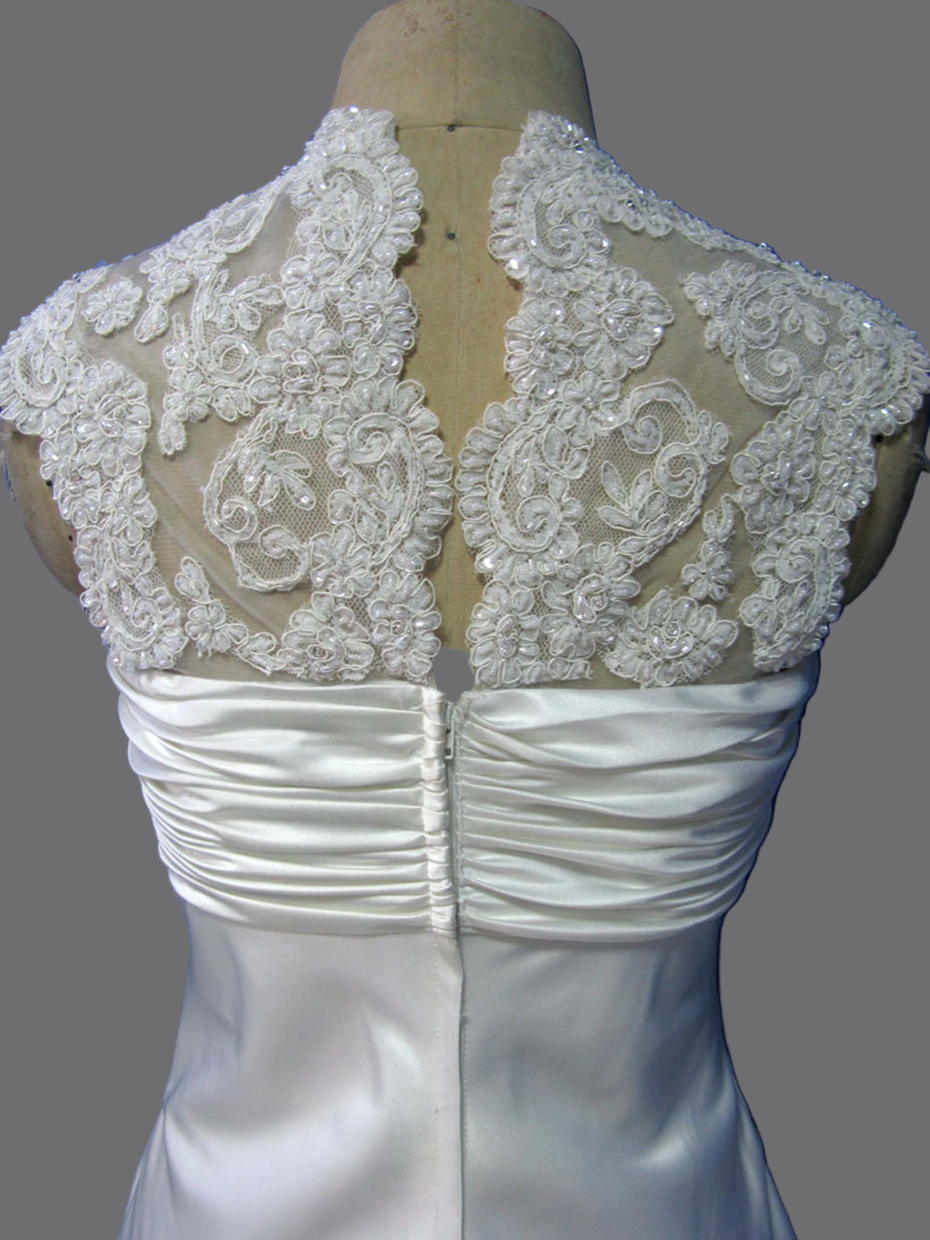 Elegant Sweetheart Neckline with Lace Straps Satin Sheath Wedding Dress