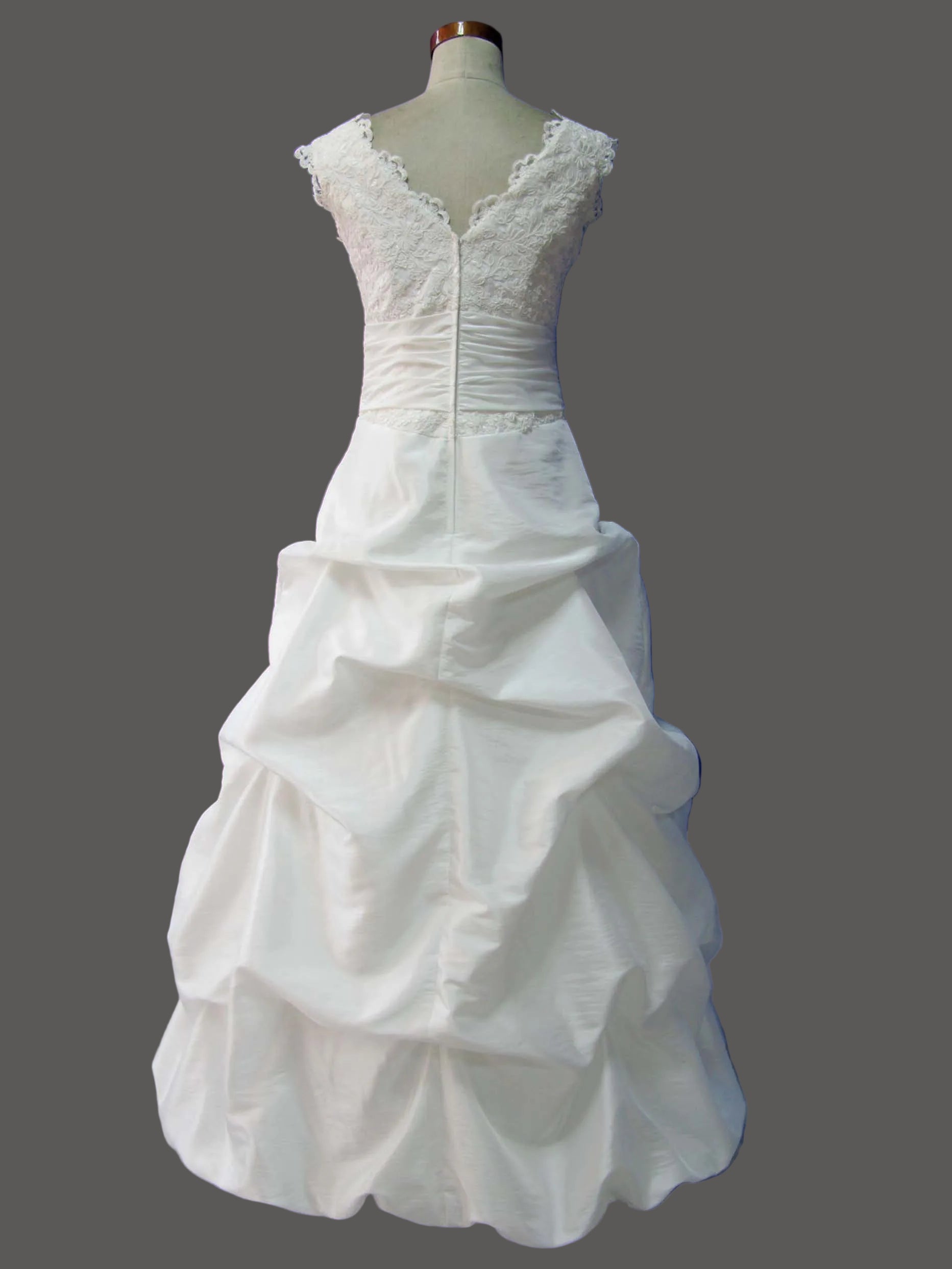 Elegant V-Neck Lace Wedding Dress with Ruched Waist and Tiered Ballgown Skirt