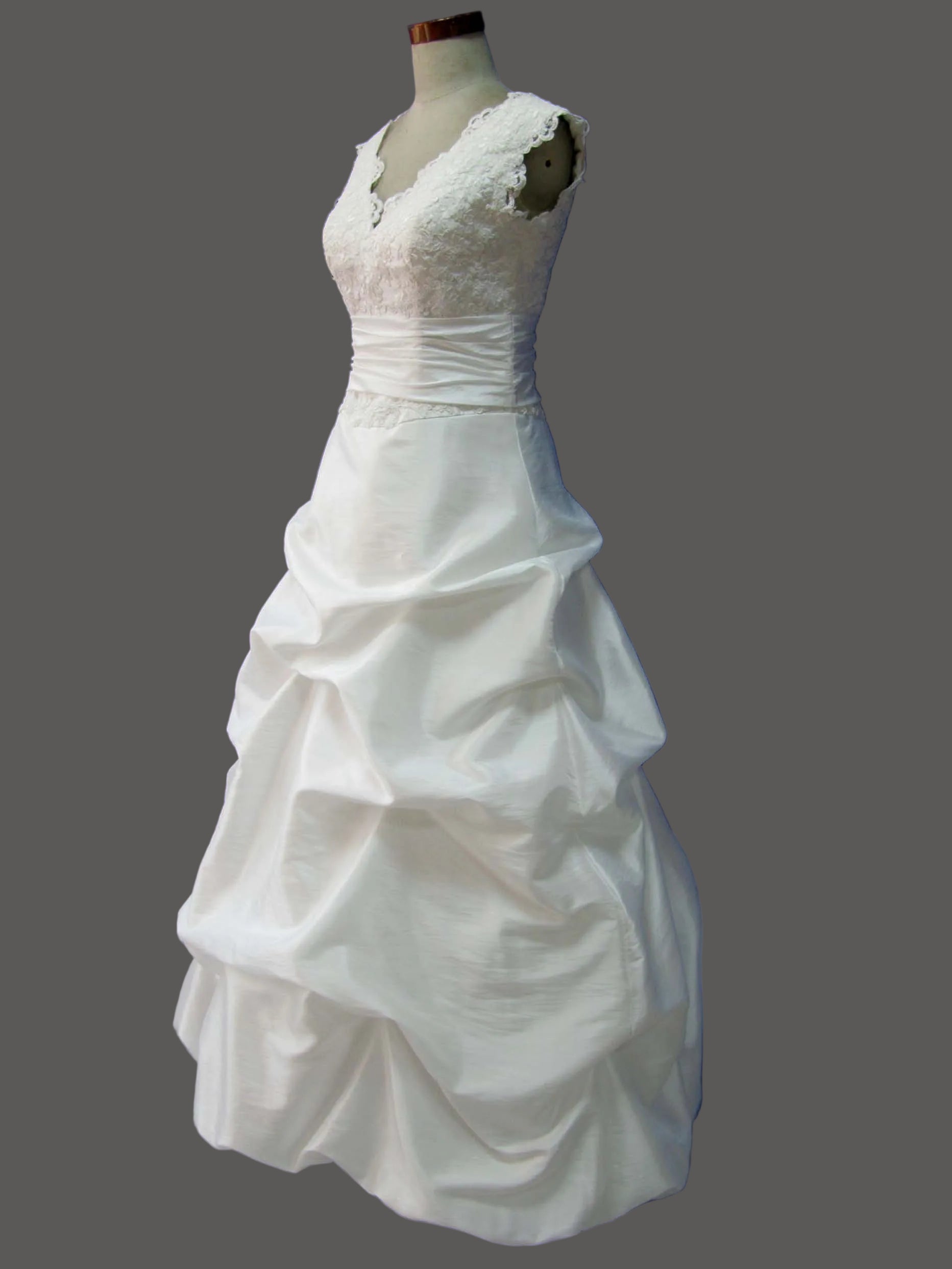 Elegant V-Neck Lace Wedding Dress with Ruched Waist and Tiered Ballgown Skirt