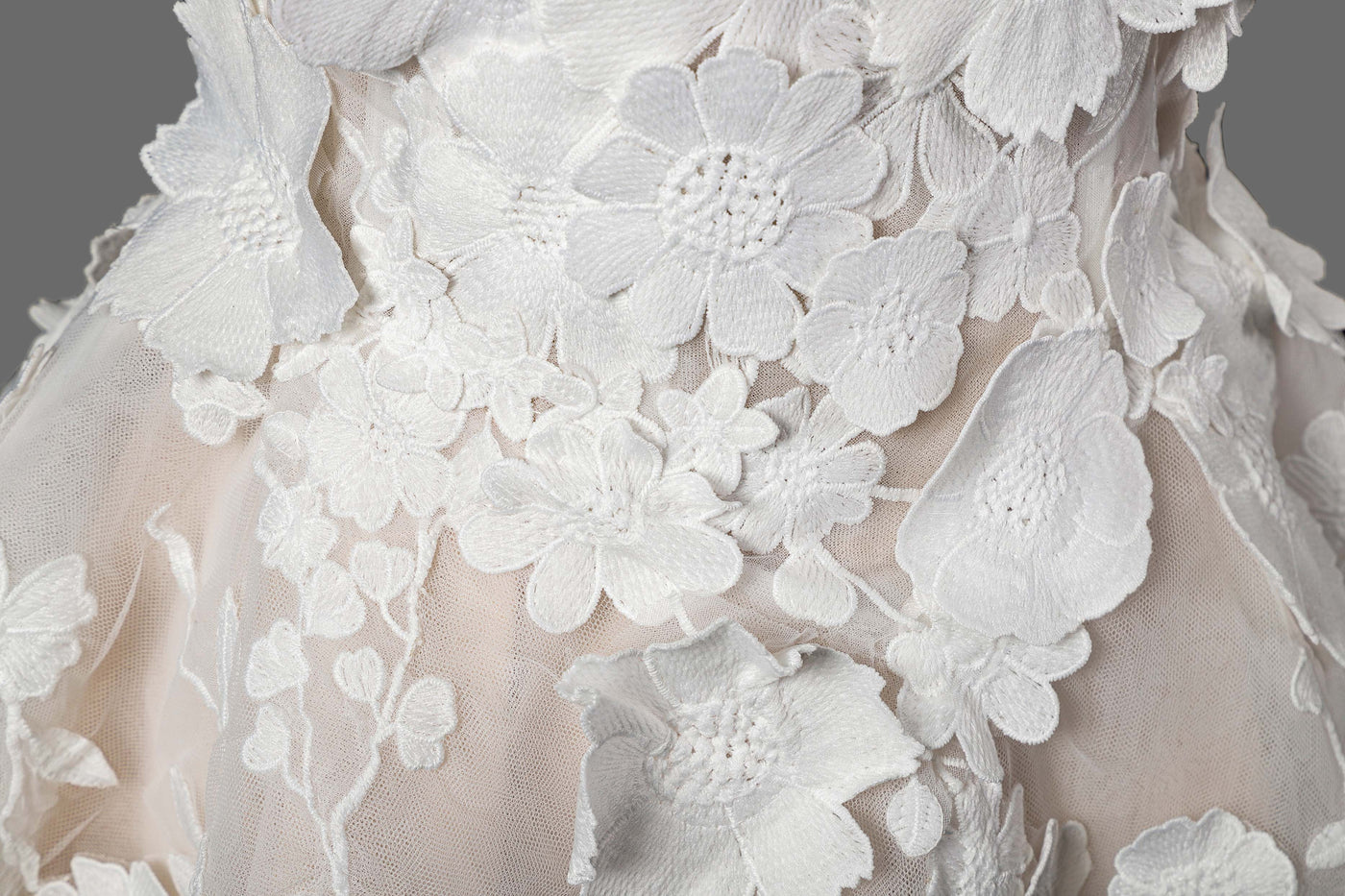 white mini wedding dress Detachable Balloon Sleeve 3D Effect Floral Top Bridal with Removable Pleated Skirt Off / Lace None Closure 3D Floral Appliqu Spaghetti Strap