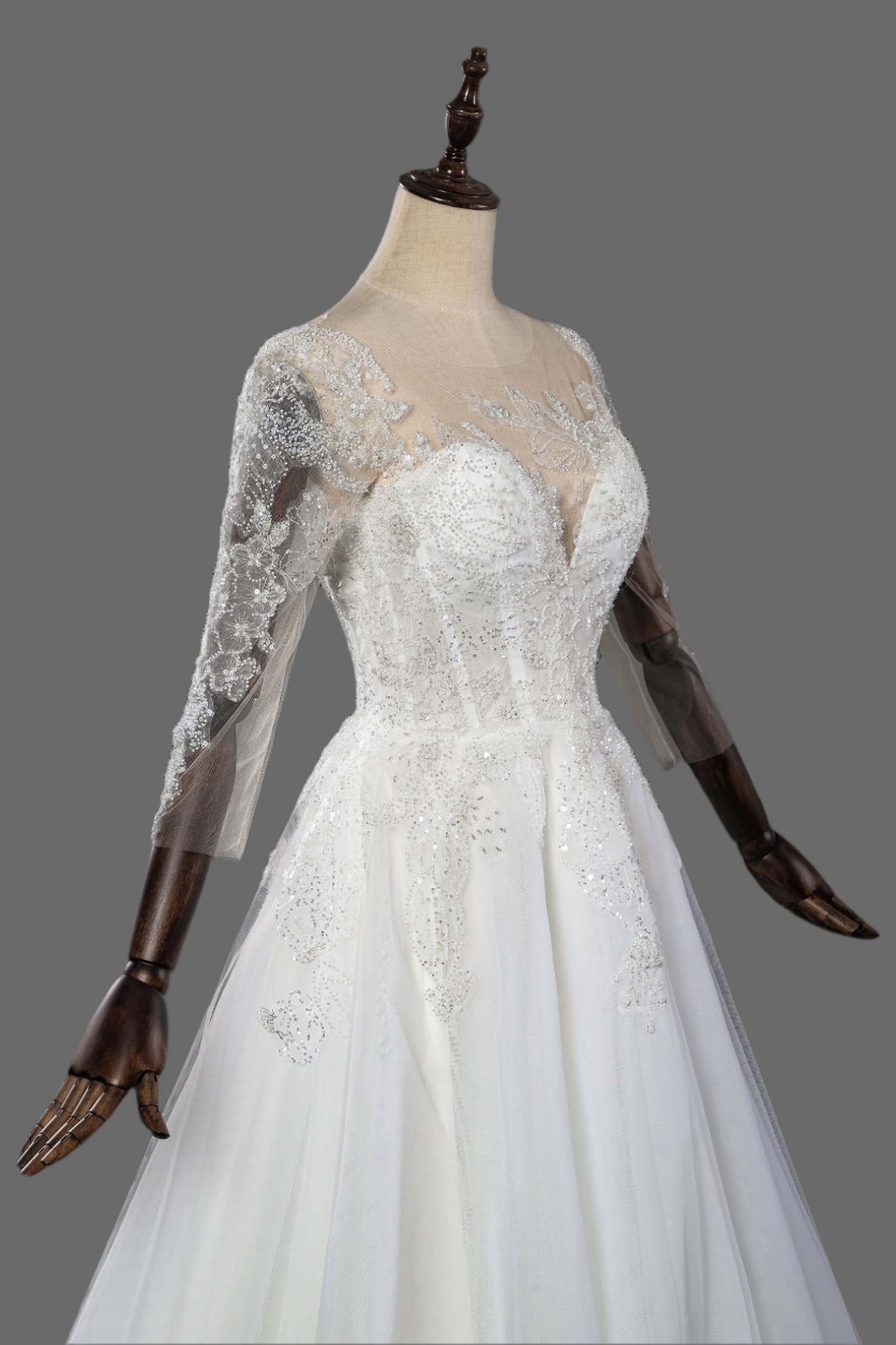 Hot Sale A-Line Tulle Beaded Wedding Dress