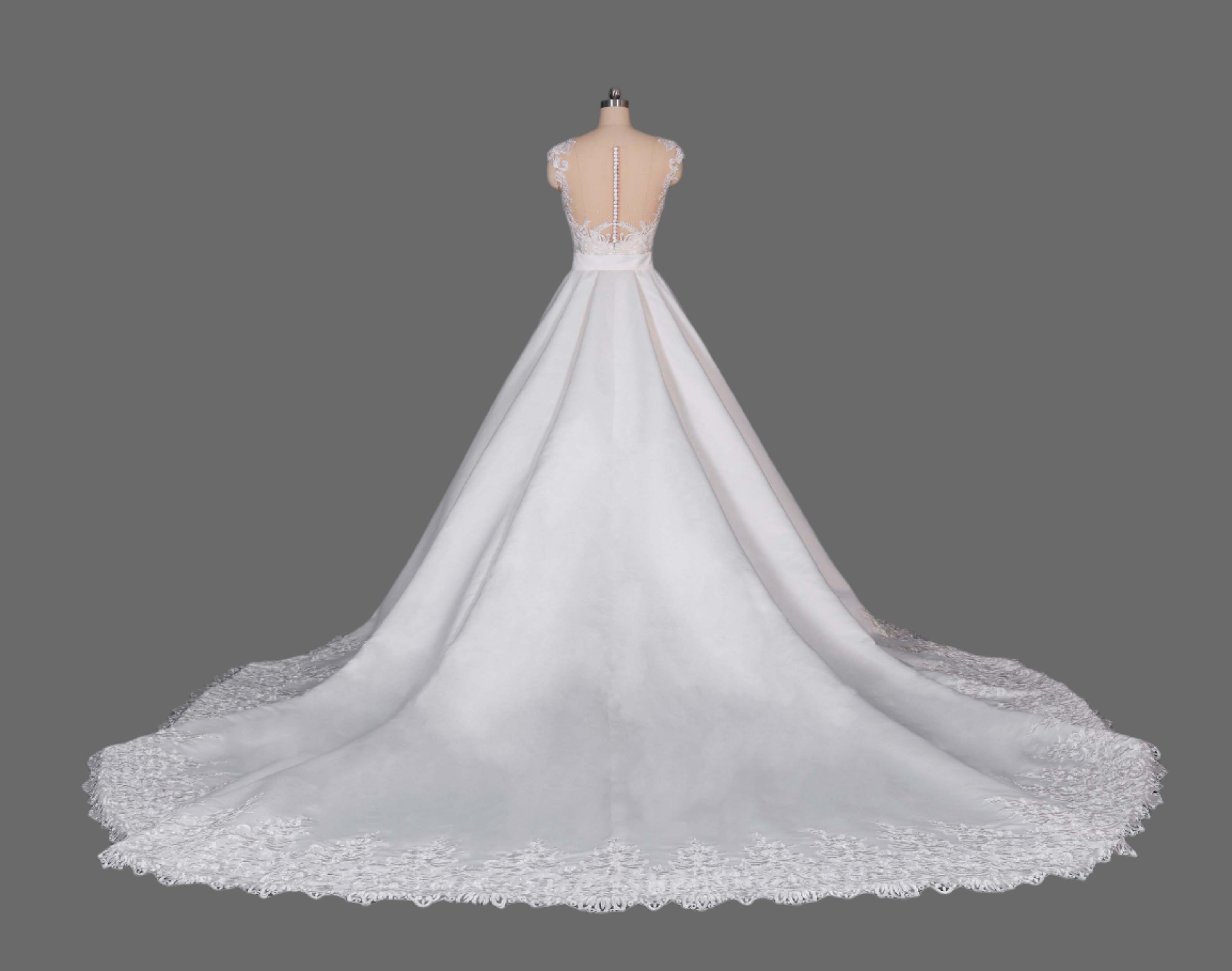 Lace Applique Mermaid Gown with Detachable Train