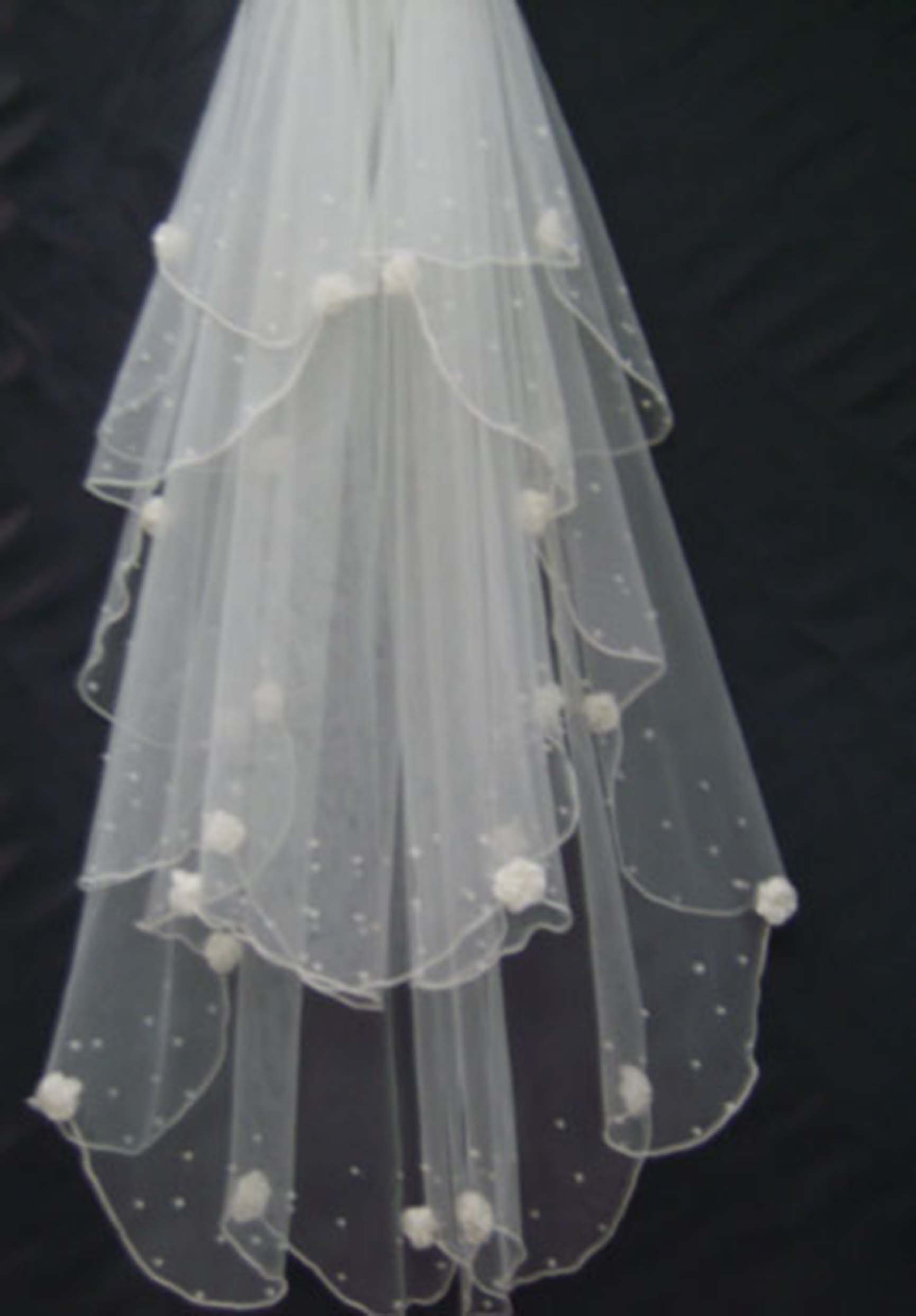Multi-Tier White Tulle Wedding Veil – Polka Dot Mesh with Satin Rosette Edge for Bride,