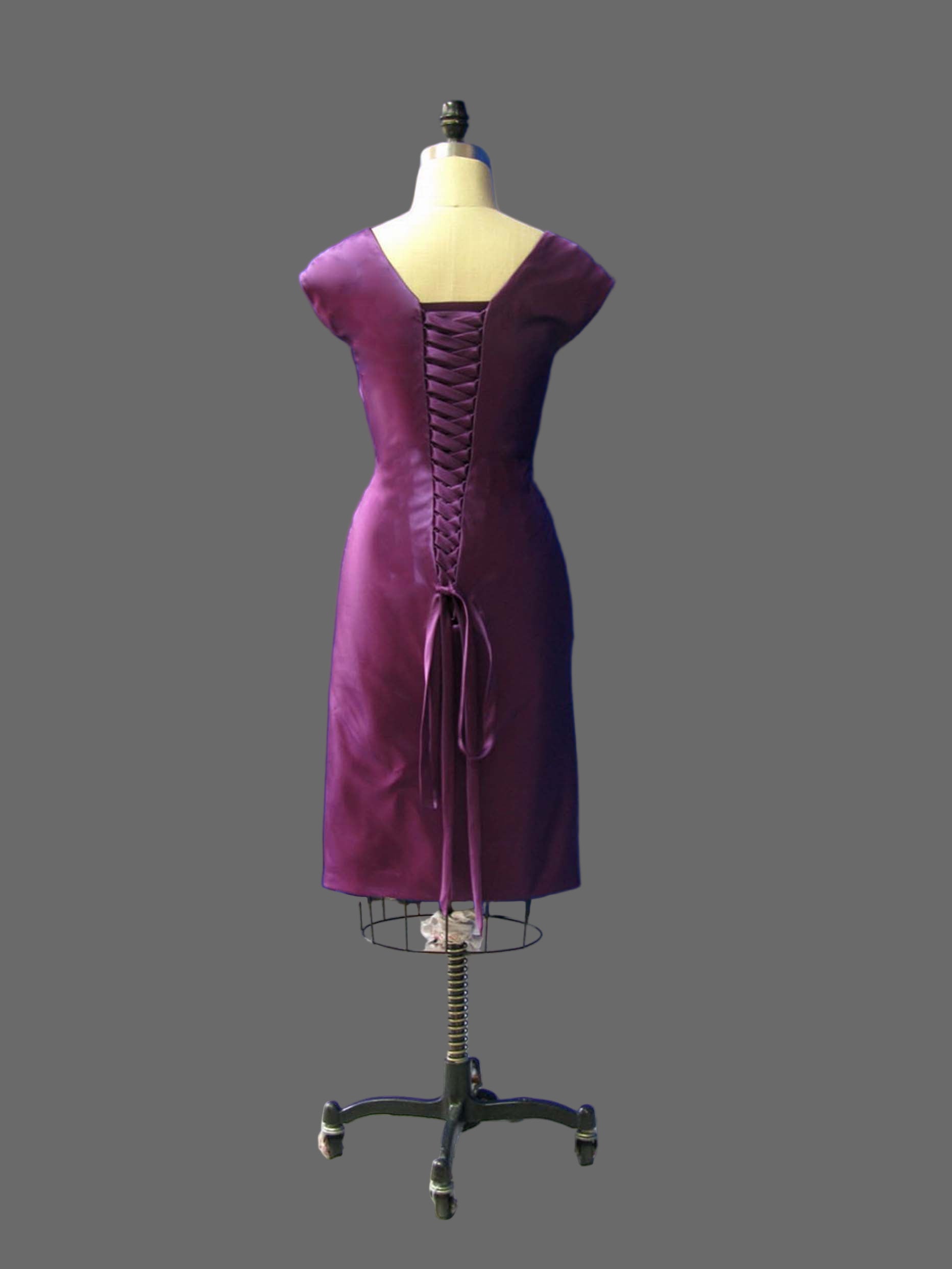 Plum Purple Mother of the Bride Dress - V-Neck Cap Sleeve Ruched Knee Length Gown