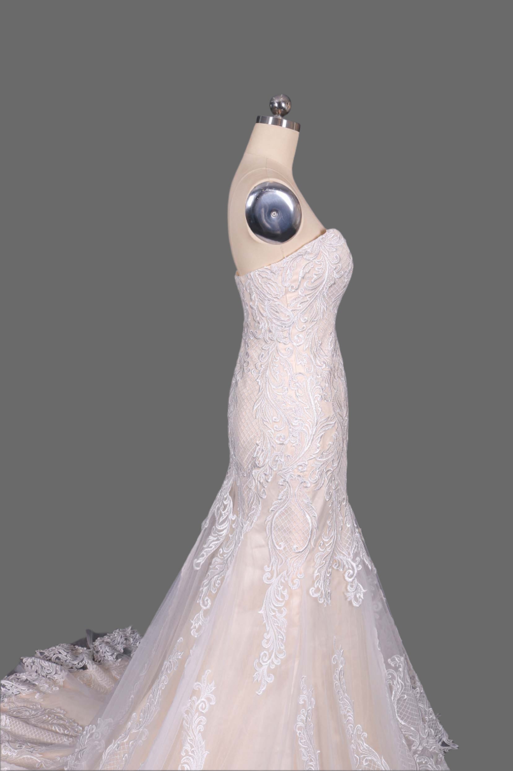 Plunge Neckline Mermaid Strapless Wedding Dress