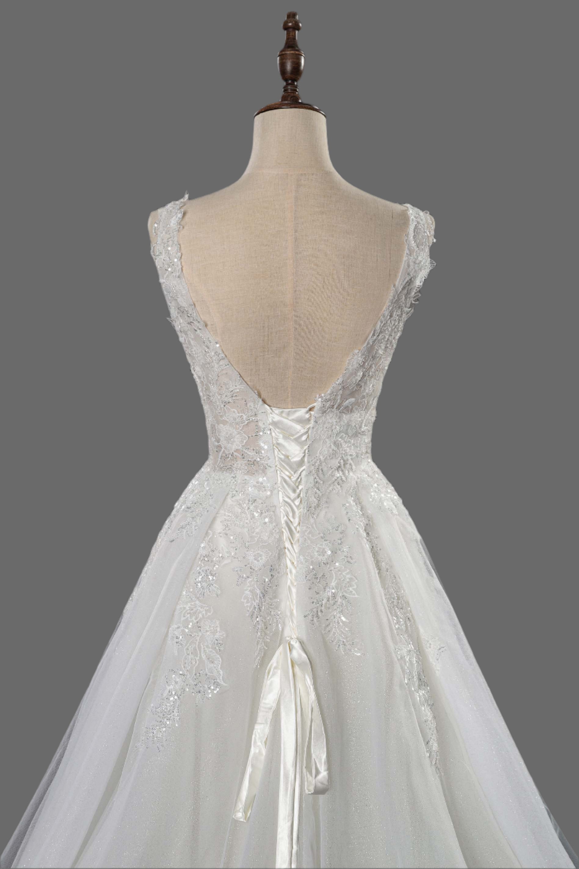 Romantic A-Line Tulle Lace Wedding Dress
