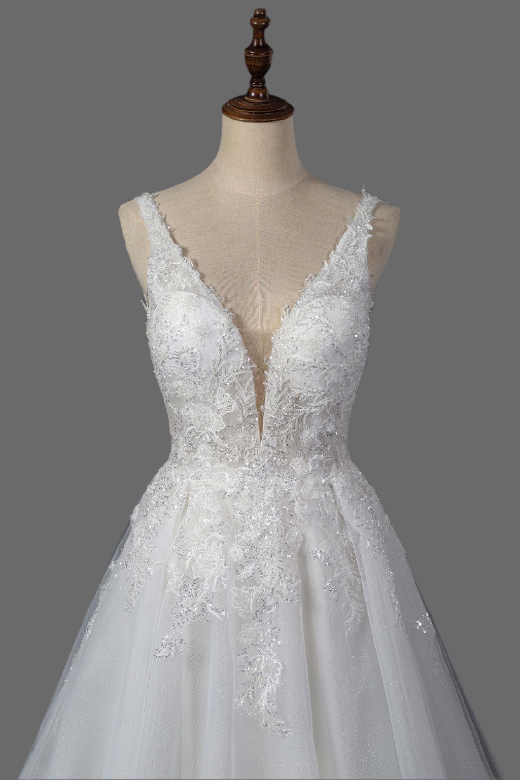 Romantic A-Line Tulle Lace Wedding Dress