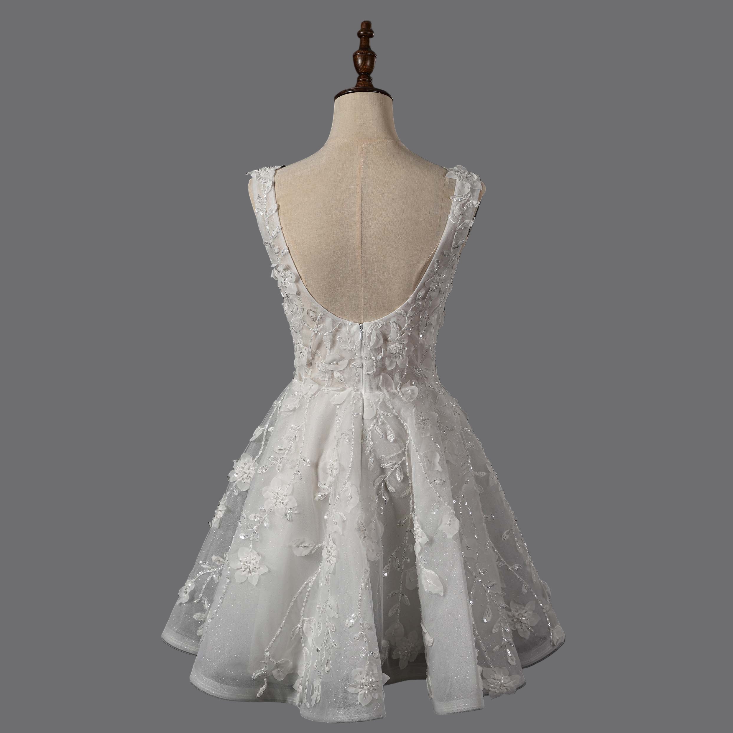Romantic Ivory Ballgown with Floral Lace Appliqués and Square Neckline
