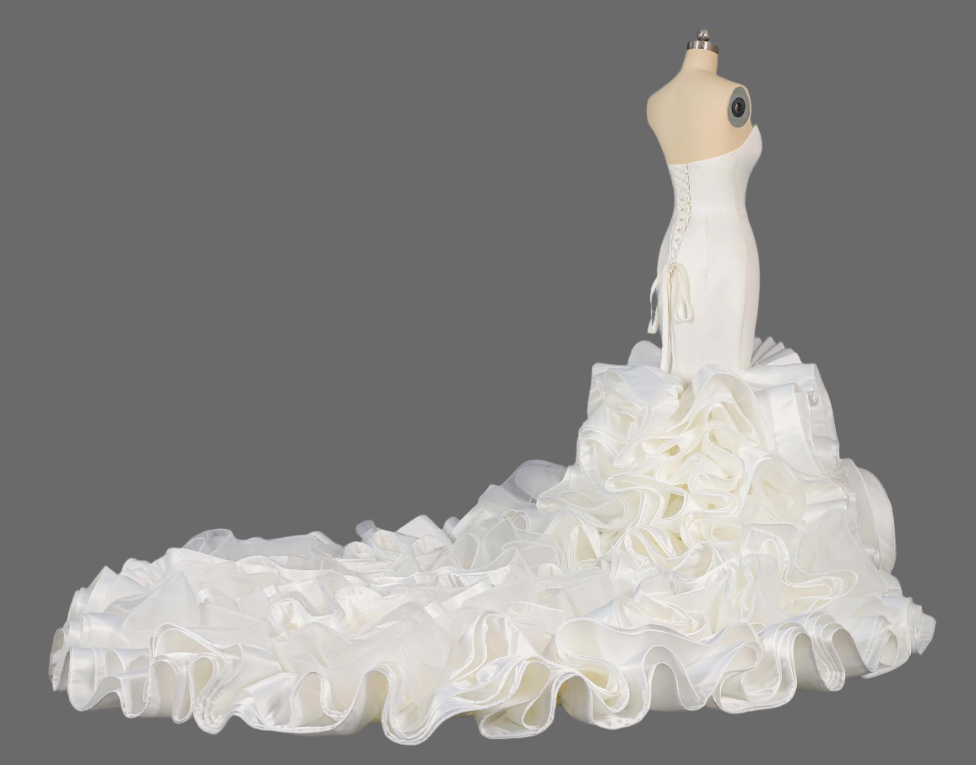 Sweetheart Mermaid Wedding Dress with Ruffled Train