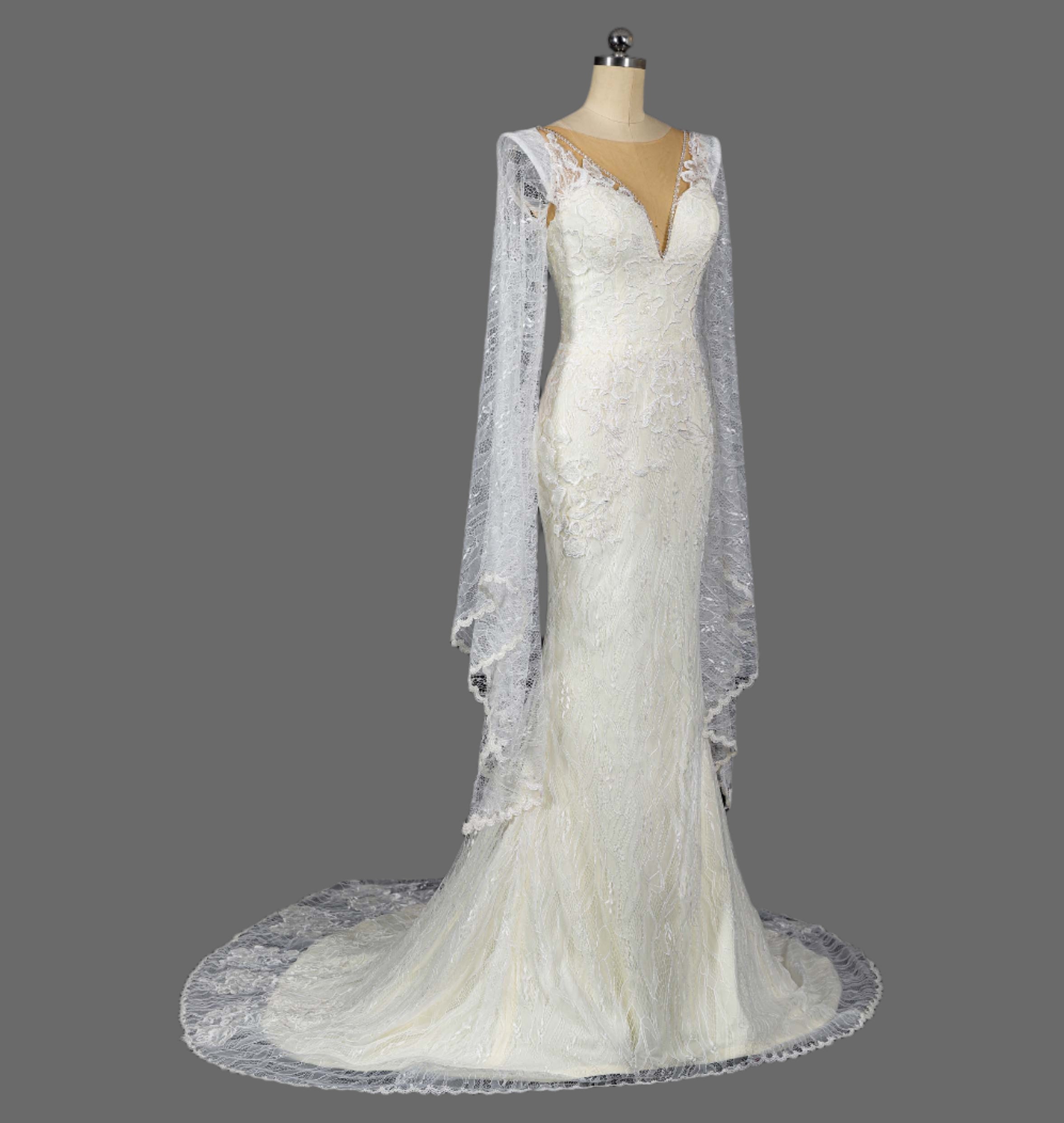 Trumpet-Mermaid Court Train Lace Wedding Dress With Long Sleeves