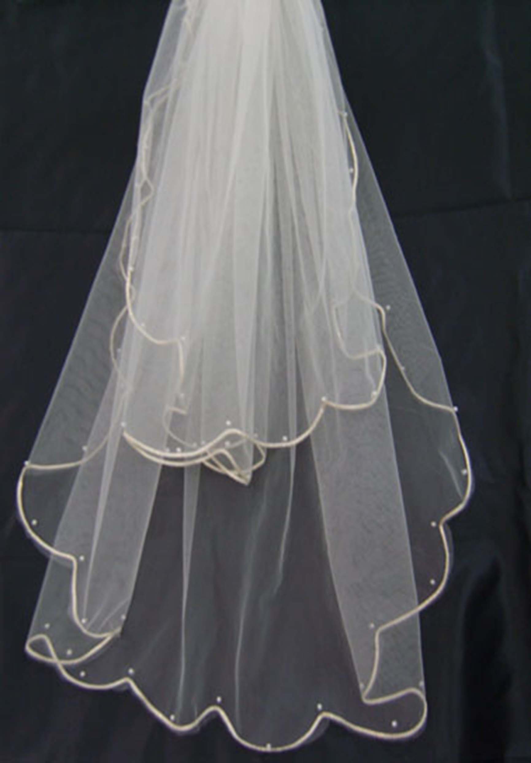 Two-Tier Bridal Veil with Pearl Beads & Scalloped Silver Wire Edge
