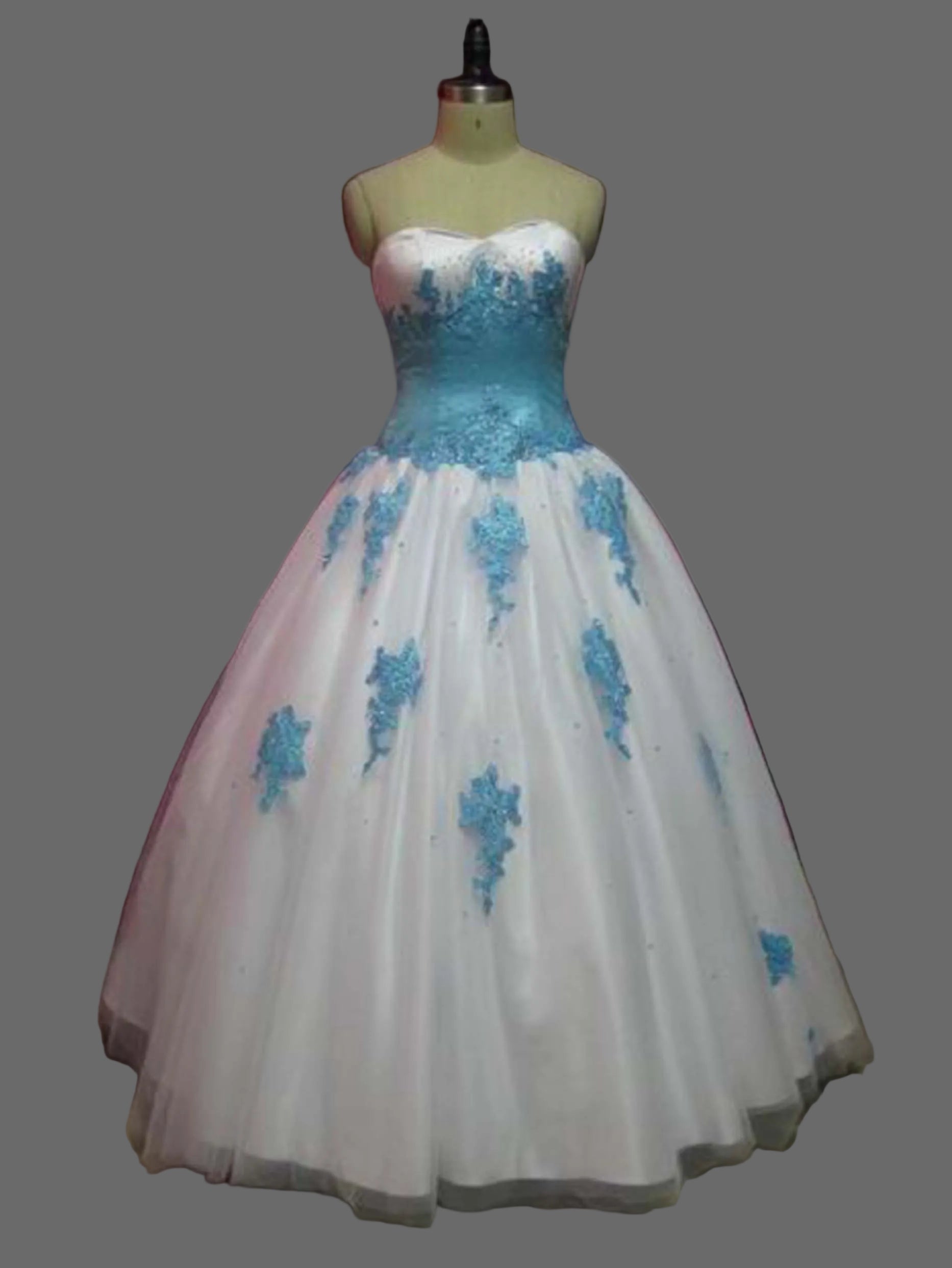 White & Blue Quinceanera Ball Gown | Sweetheart Tulle Dress with Blue Lace Appliqués