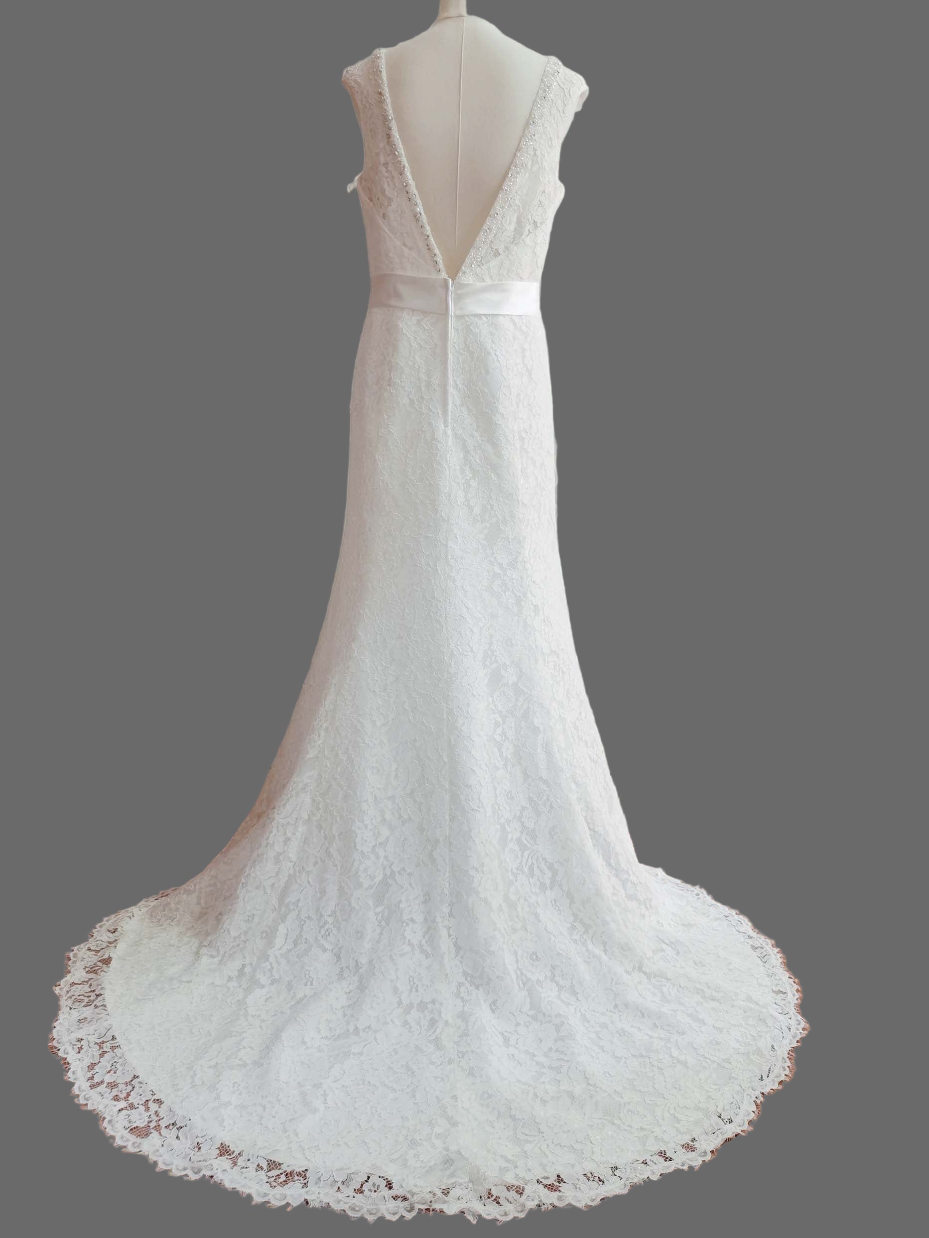 White Lace Mermaid Wedding Dress with Beaded Sweetheart Neckline and Court Train